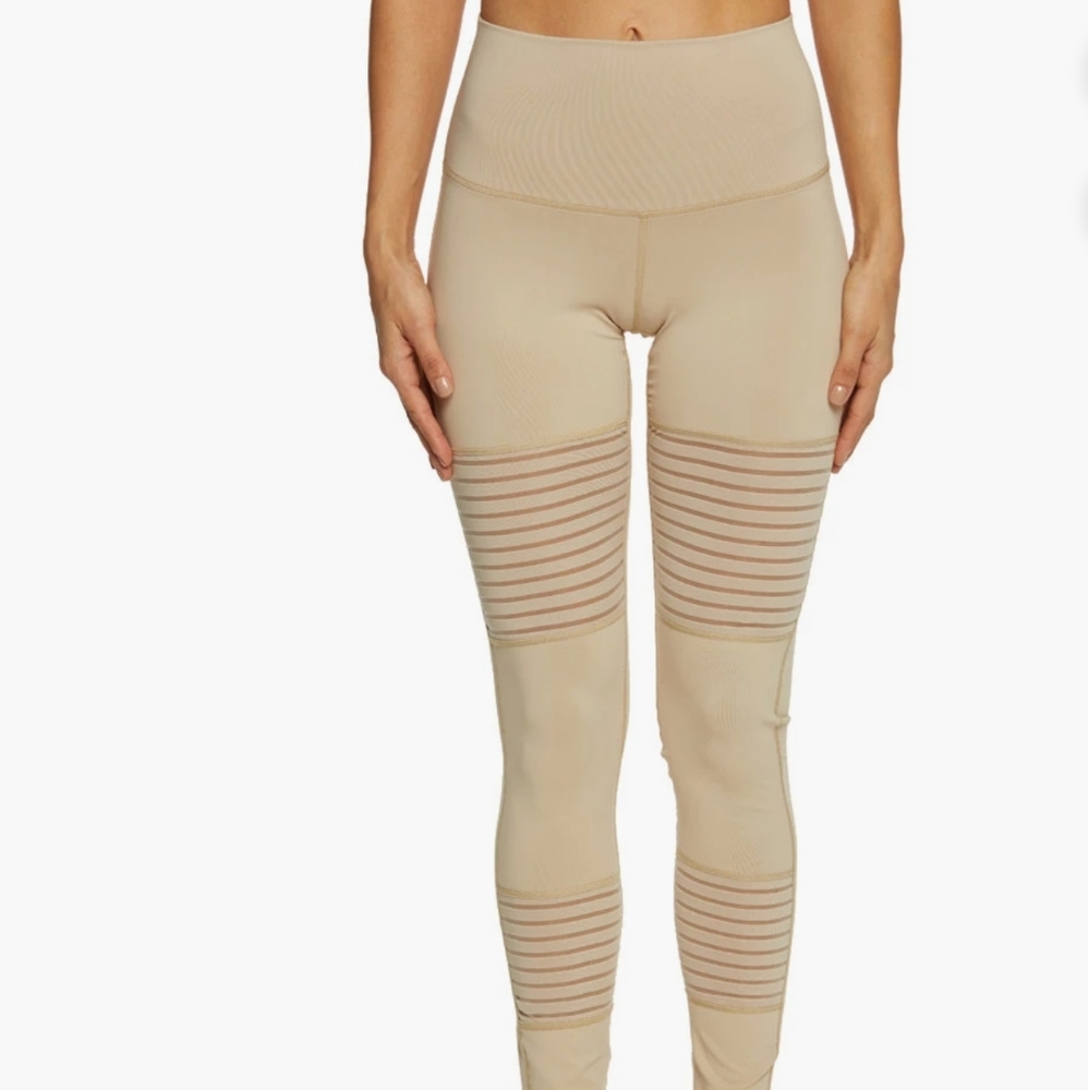 ALO Yoga Beige Leggings